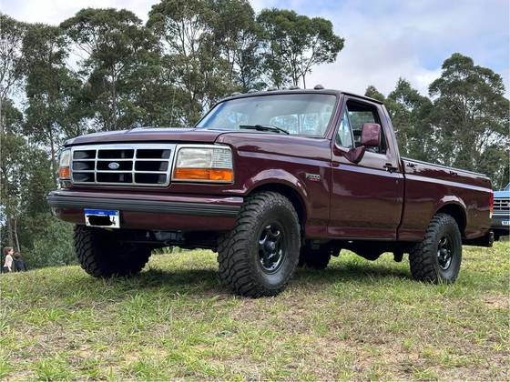 FORD F-1000 2.5 XLT 4X2 CS 8V TURBO DIESEL 2P MANUAL